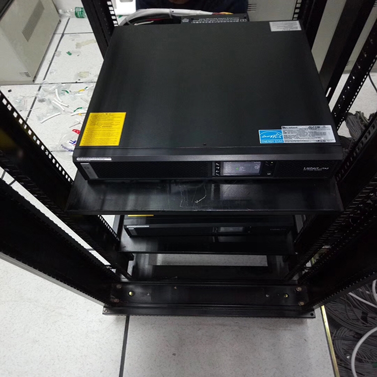 ά  GXE03K00TS1101C00UPSԴ 3KVA/2400W ϵ ѹ